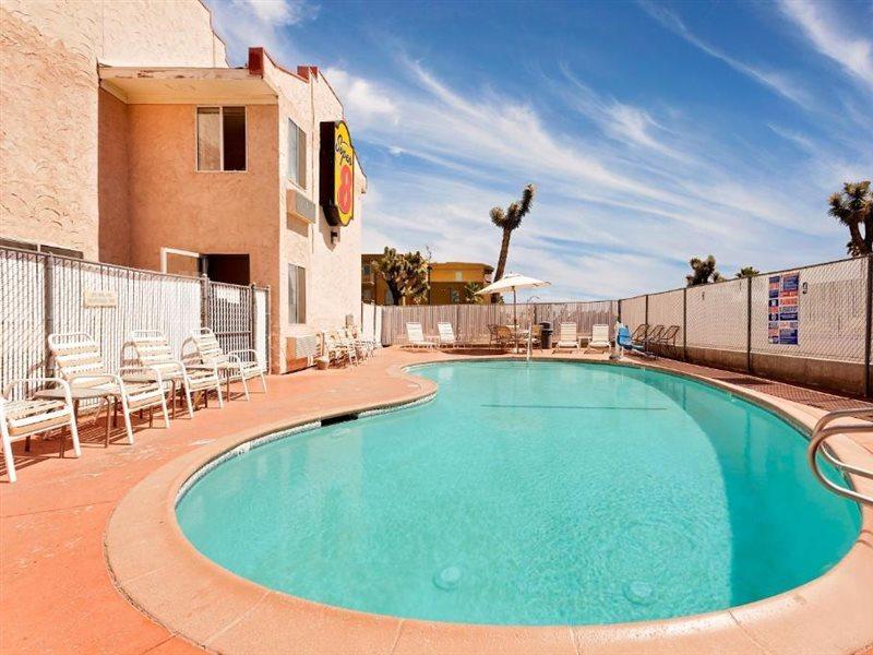Motel Super 8 By Wyndham Yucca Val/Joshua Tree Nat Pk Area Yucca Valley Exterior foto